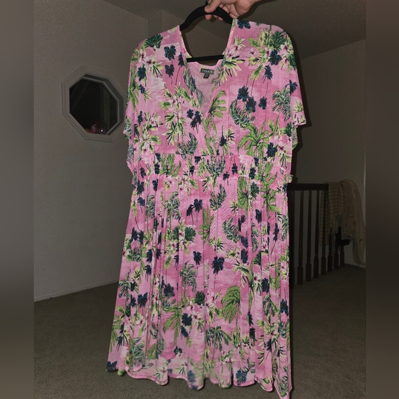 Torrid Tropical Pink swim cover - Picture 4 of 5